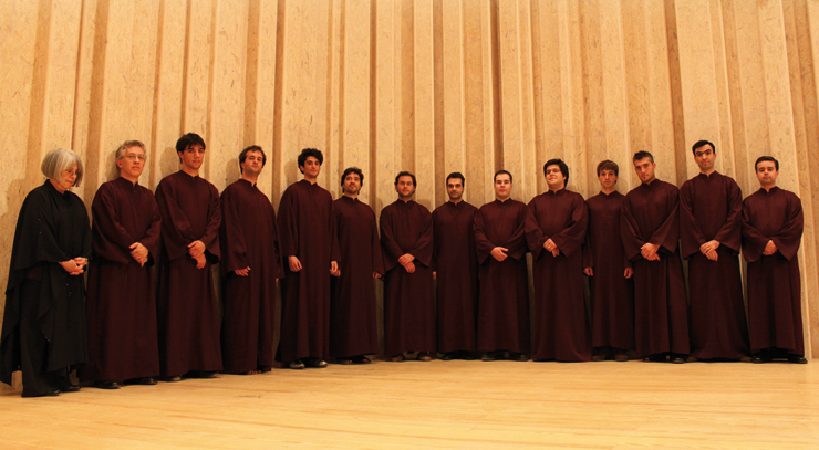 Coro Gregoriano de Lisboa - Luxemburgo 2004